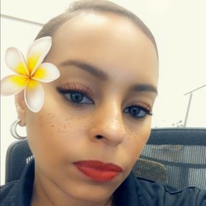 Meet your Posher, Karla